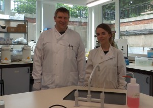 Rosie and Chris Boothman in the Geomicrobiology Labs, SEAES.