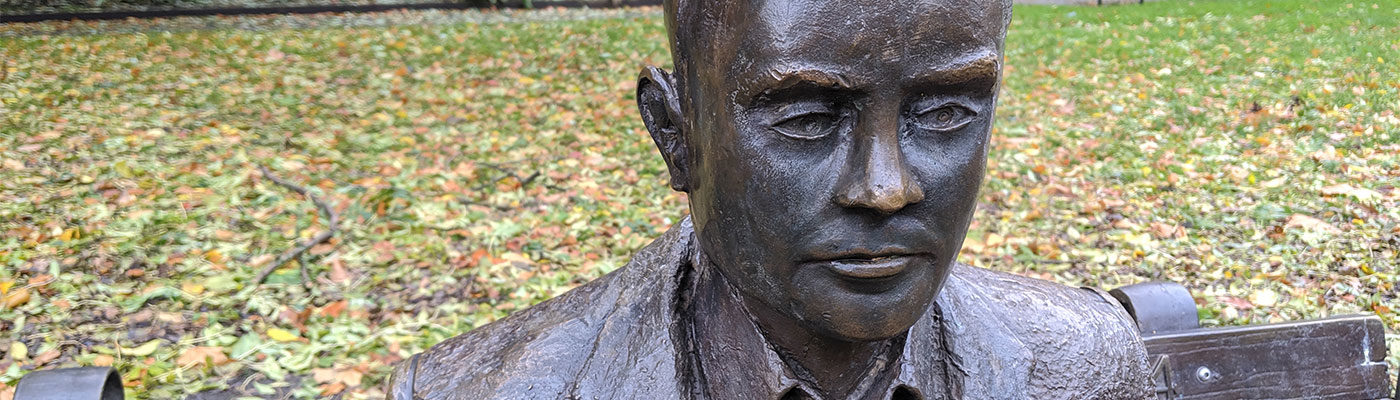 Alan Turing statue in Manchester