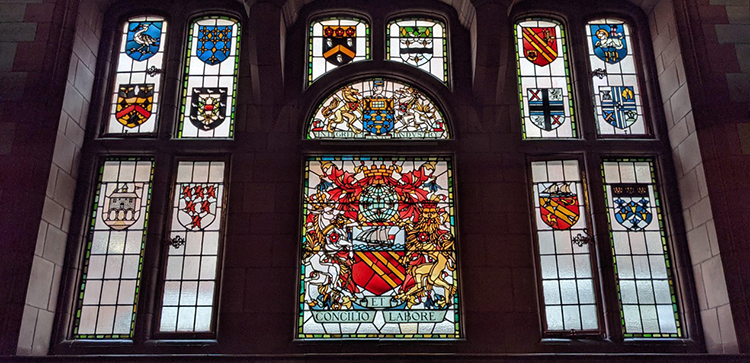 Manchester coat of arms in Sackville Street Building