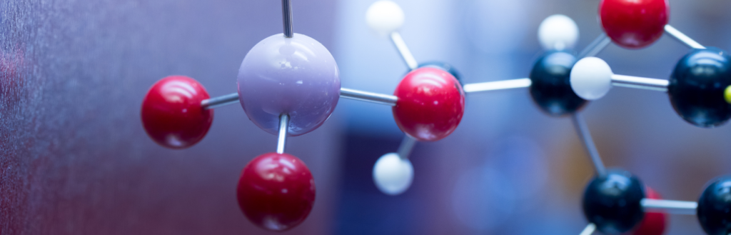 model of molecules used for communication of structures