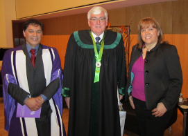 Paul picking up an honorary degree at D.Sc. hon causa at the Universidade Aveiro Portugal with former students Drs Tito Trindade and Helene Noguira
