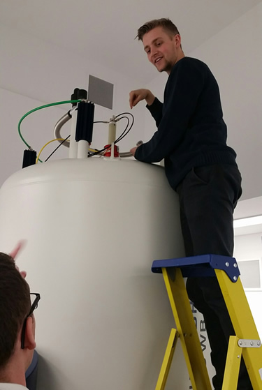 Seb at work on an NMR machine1